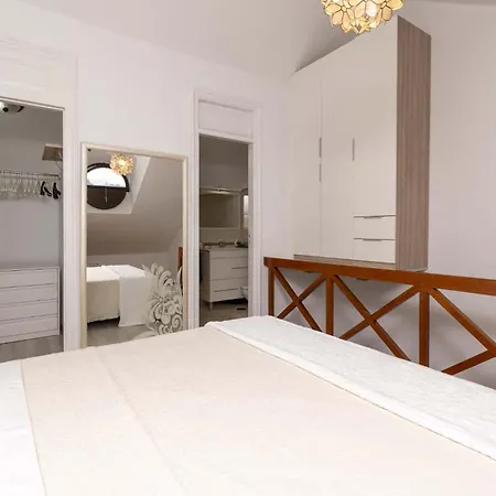 Parque Santiago Ii 260 - Two Bed Apartment *